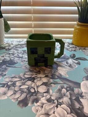 Minecraft Creeper Square Ceramic Coffee Mug Green 8oz